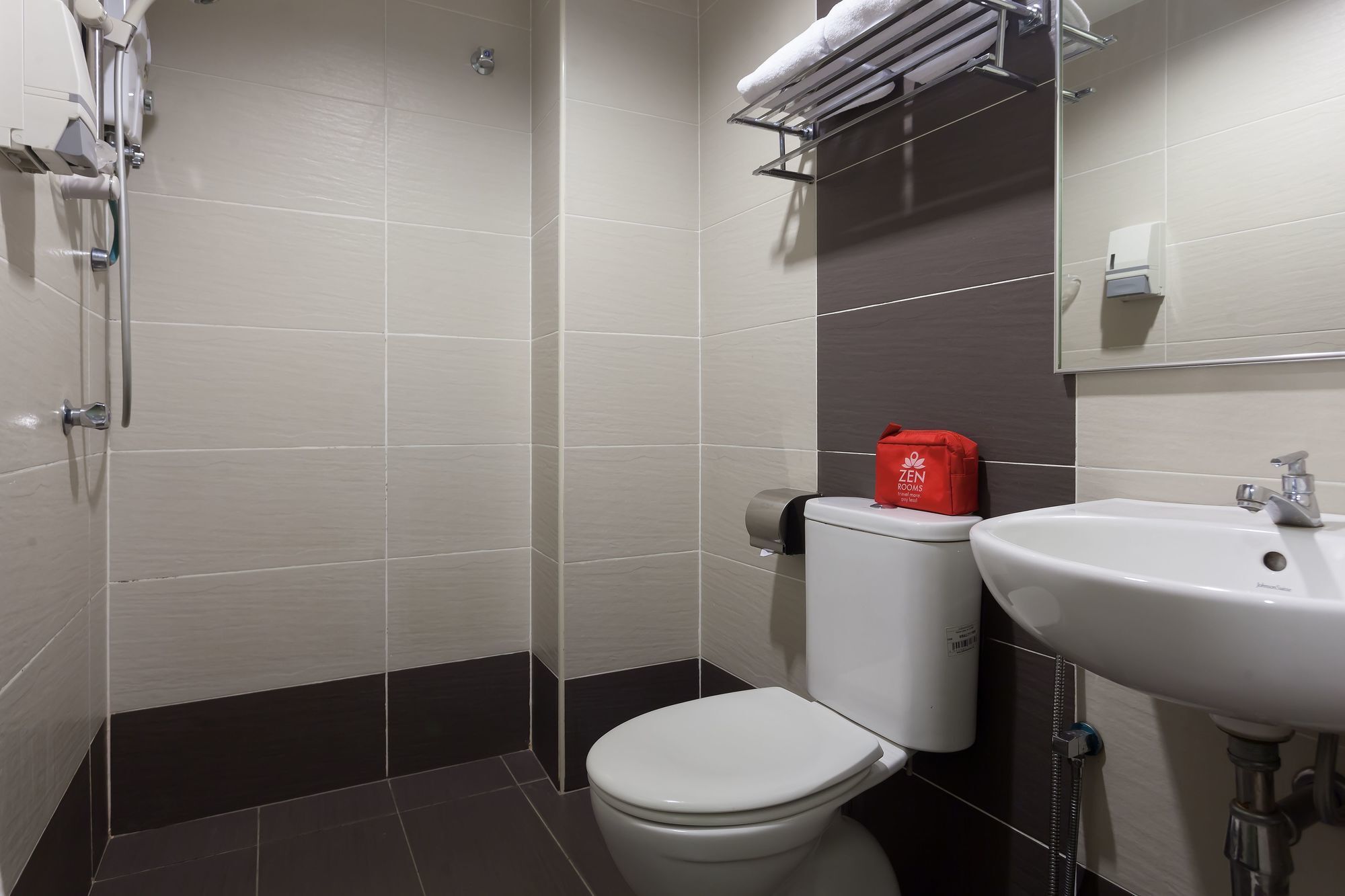 Zen Rooms Opposite Ymca Kuala Lumpur Bagian luar foto