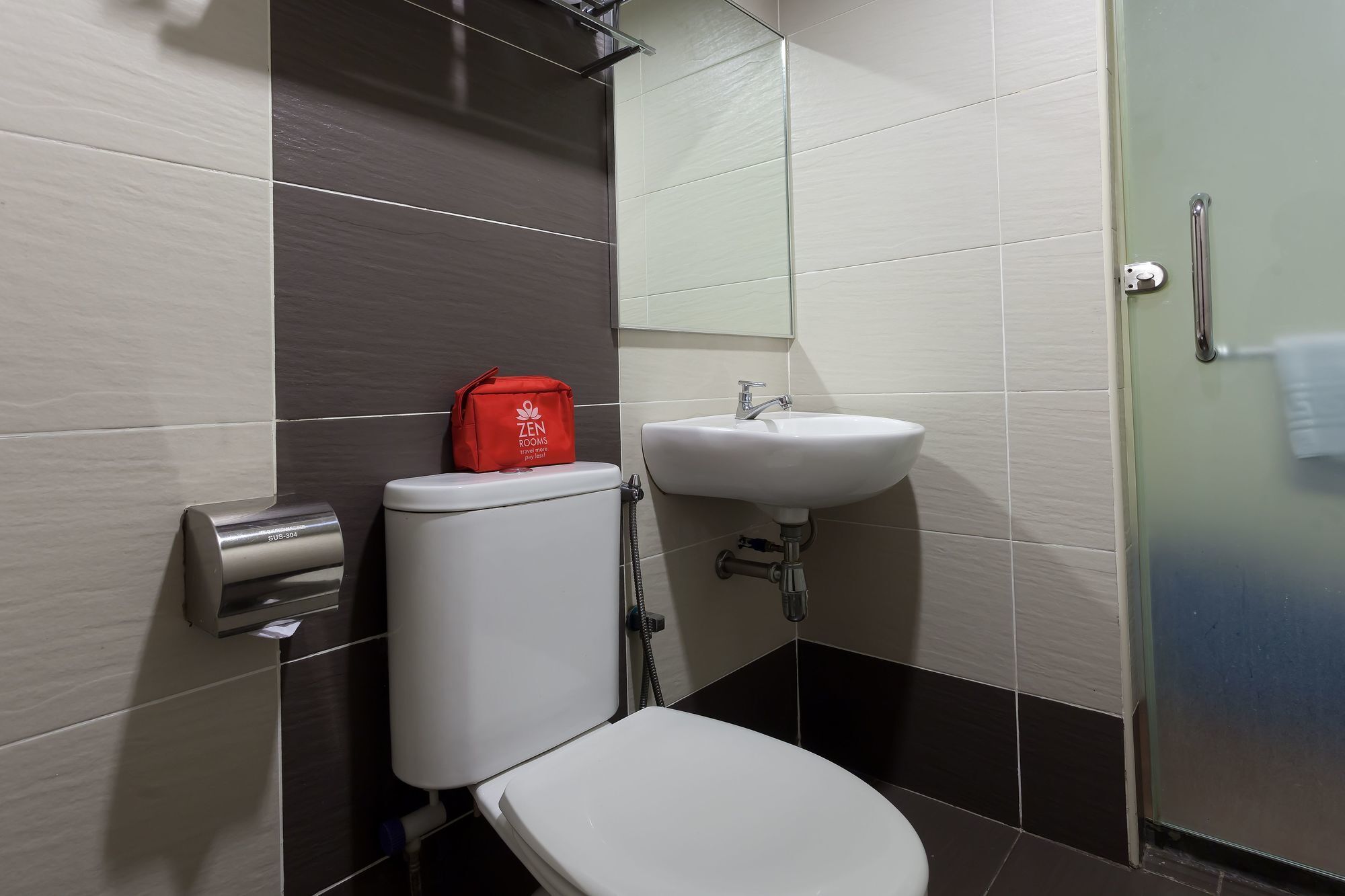 Zen Rooms Opposite Ymca Kuala Lumpur Bagian luar foto